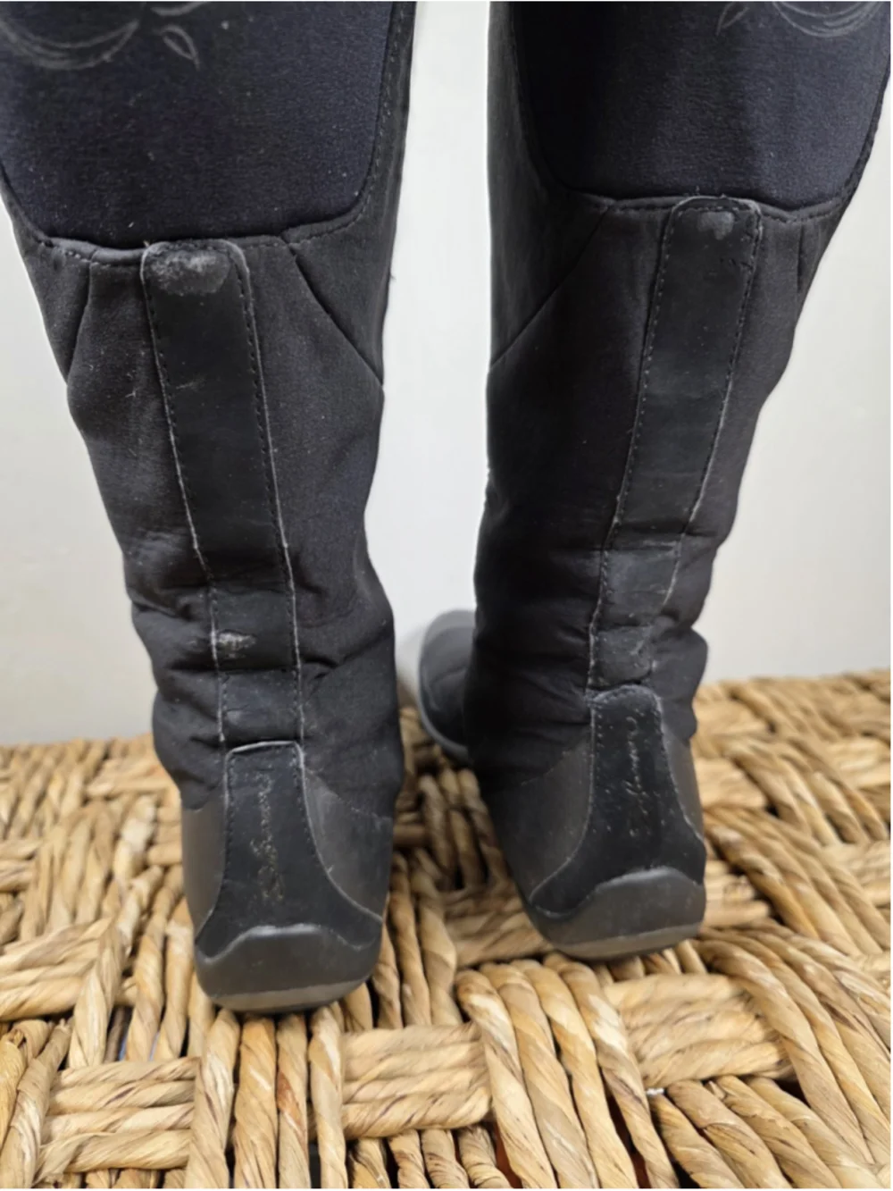 Solomon Women's Black Neoprene Waterproof Knee High Fishing Boots 7.5 Insulated